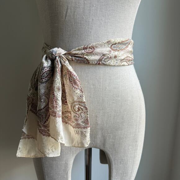 Club 7 by Echo Paisley Silk Blend Scarf Cream Beige Pink Boho 47x9.75 - Picture 3 of 5